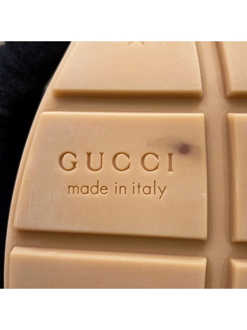 Gucci Sneakers Rhyton Shoes 13